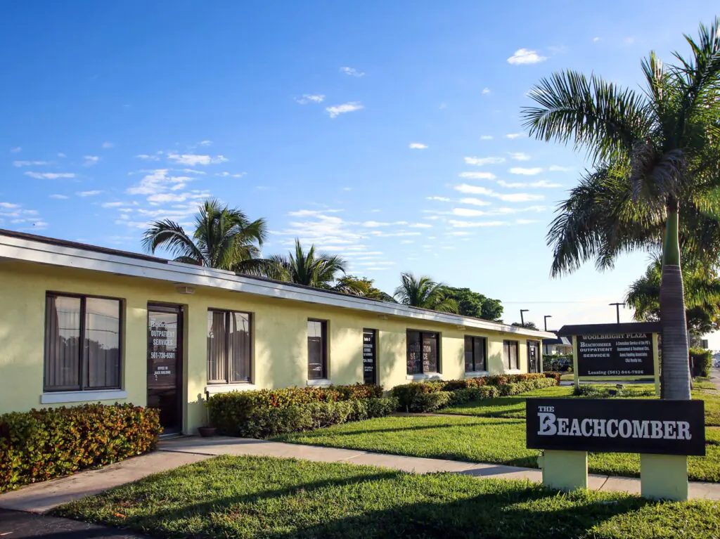 Beachcomber Boynton Beach​